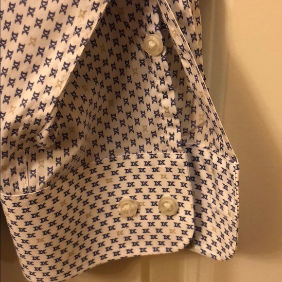 Perry Ellis Roman numeral dress shirt. XL - Picture 6 of 7